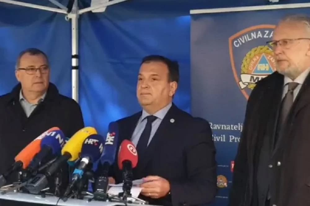 LIČKA VEČER 2025.: Ličani dijele zavičajnost  sa ljudima oko sebe