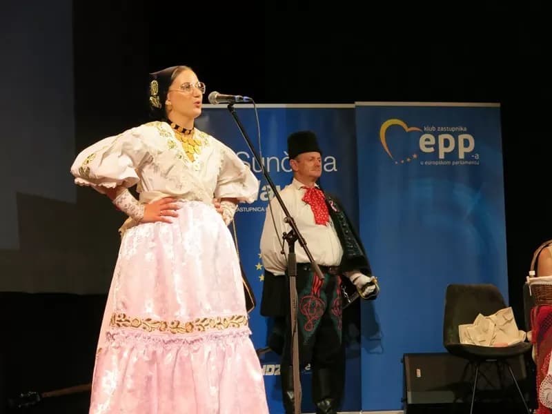I selo ima svoju misicu: Aleksandra iz Iloka najuzornija hrvatska seoska žena 2025.!