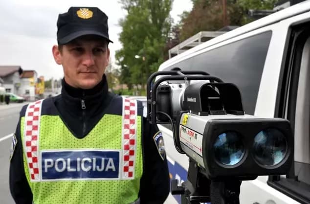 216 km/h na autocesti kod Rešetara: Vozaču iz BiH izrečena zabrana upravljanja vozilima u RH