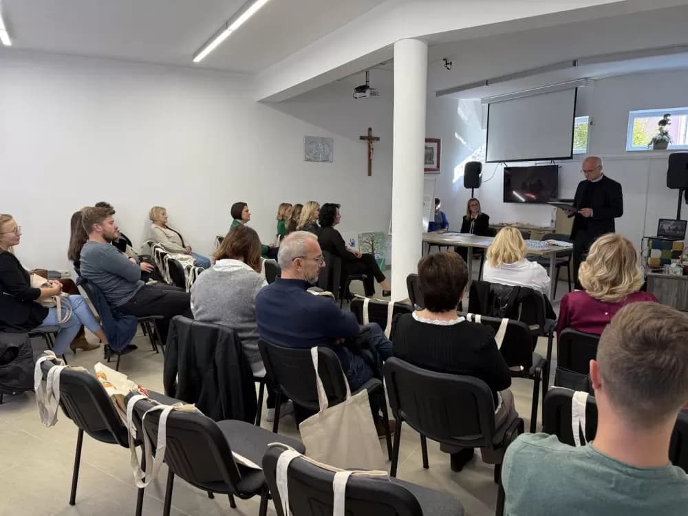 Završni skup pilot projekta podrške udomiteljstvu održan u Slavonskom Brodu