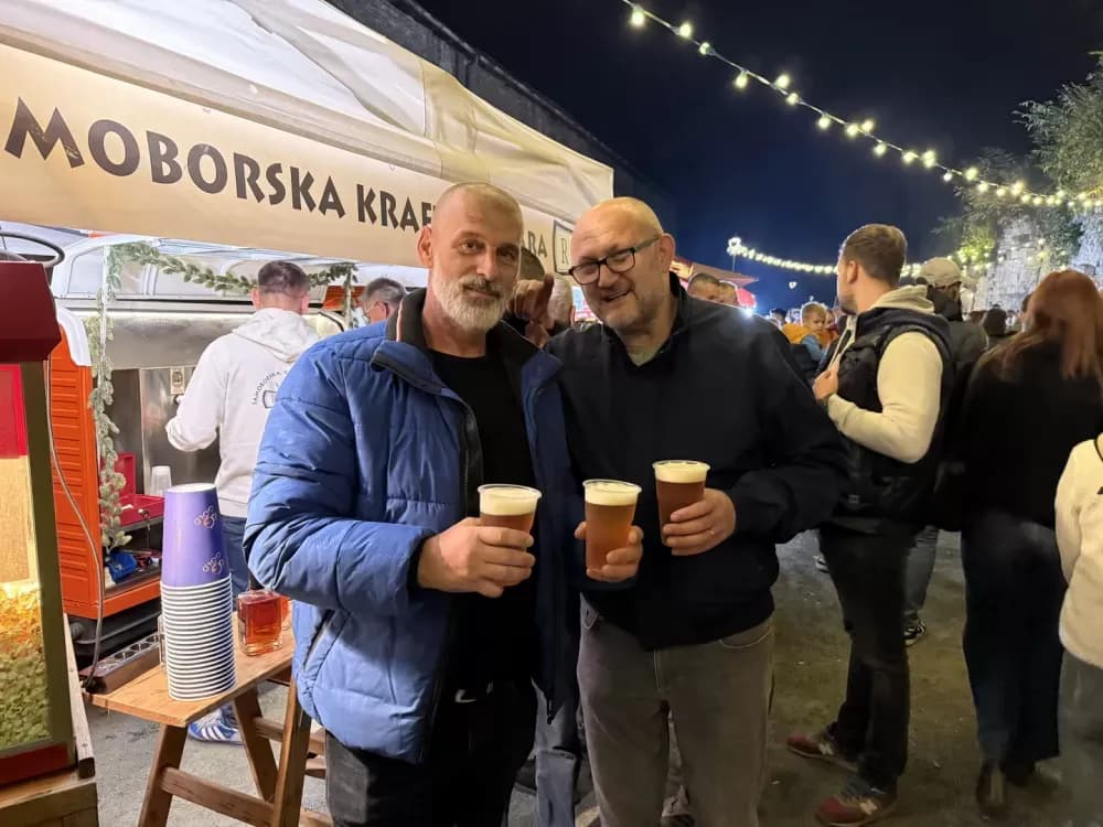 Ambijent Tvrđave Brod uz okuse domaćeg piva