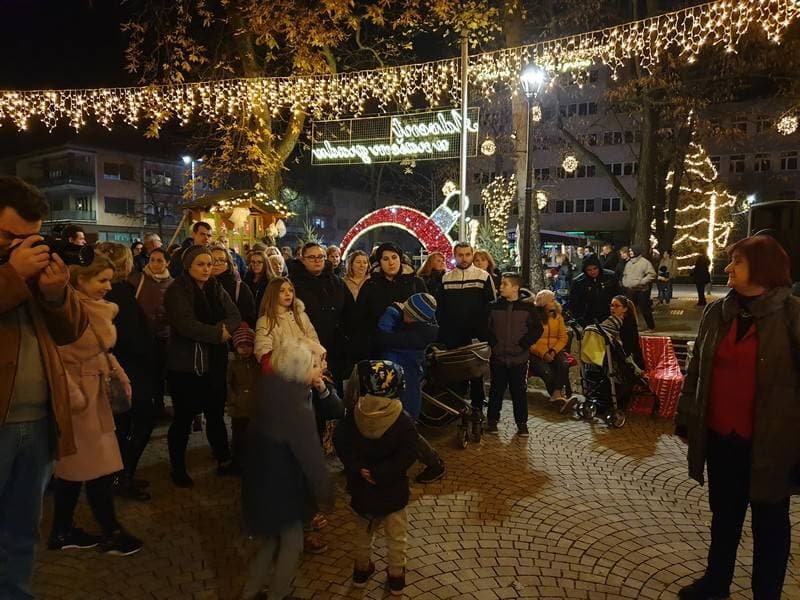 Sjećanje s poštovanjem – Požega odala počast poginulim braniteljima i civilnim žrtvama Domovinskog rata