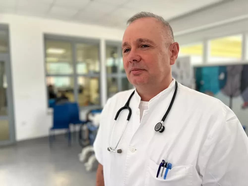 Vrijedna donacija pedijatriji brodske bolnice – mališani dobili VEST uređaj!