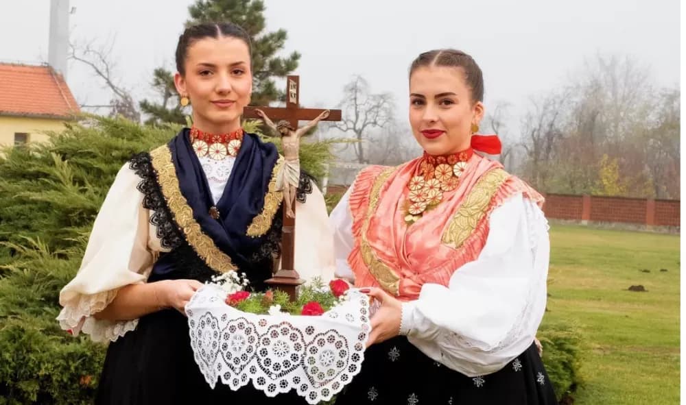 U Sikirevcima svečano proslavljena 50. obljetnica KUD-a „Sloga“
