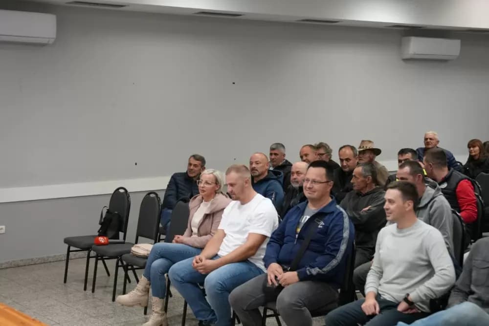 Gornja Vrba – općina koja sluša svoje građane: Načelnik Grgić u dijalogu sa sumještanima o razvoju i budućnosti mjesta