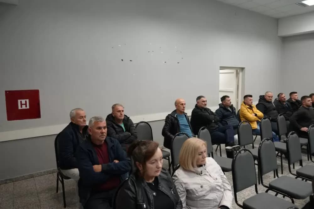 Gornja Vrba – općina koja sluša svoje građane: Načelnik Grgić u dijalogu sa sumještanima o razvoju i budućnosti mjesta