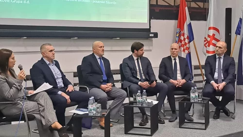 Đuro Đaković u fokusu obrambene industrije: Slavonski Brod domaćin Strateškog foruma o razvojnim prilikama