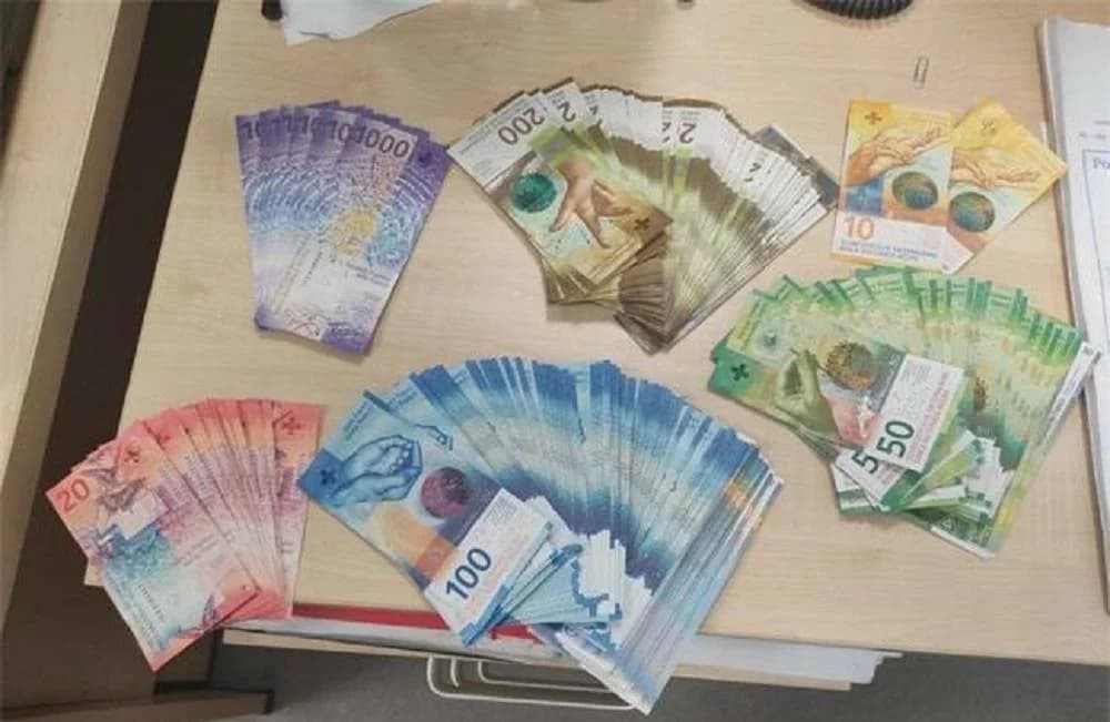 Požeška poduzetnica Ivanka Doiković proslavila Martinje: Franjo Lucić i Marinko Markota novi vinski kumovi