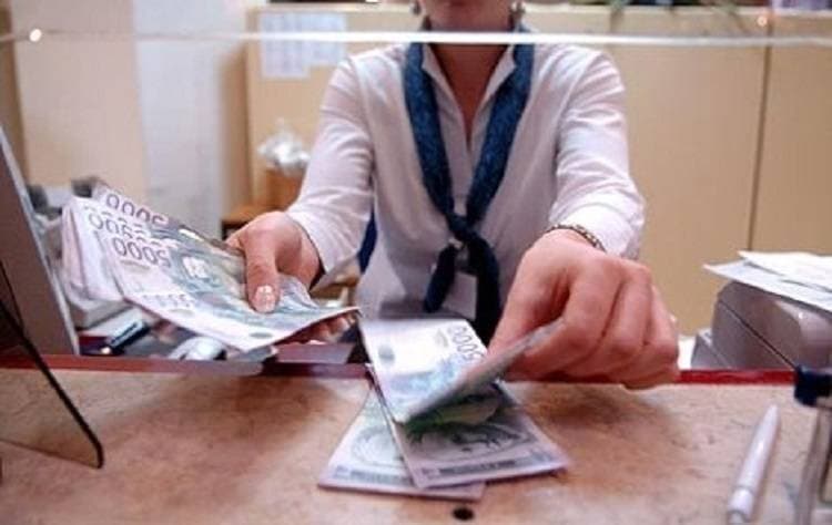 SVJETLO SJEĆANJA U POŽEGI: Odana počast žrtvama Vukovara, Škabrnje i svim hrvatskim braniteljima na Trgu 123. brigade