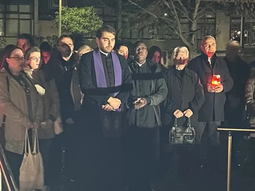Dostojanstveno obilježen Dan sjećanja u Slavonskom Brodu