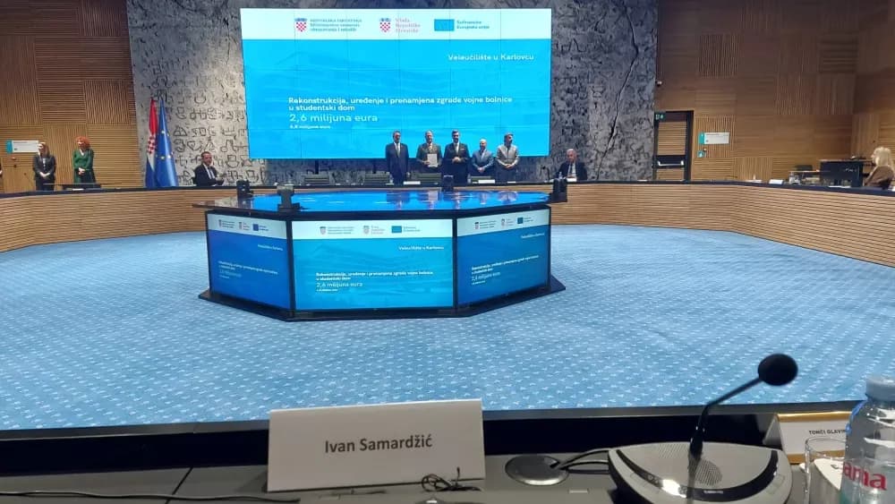 Veliki iskorak za Sveučilište u Slavonskom Brodu: Rektor Ivan Samardžić potpisao ugovor za izgradnju Studentskog doma