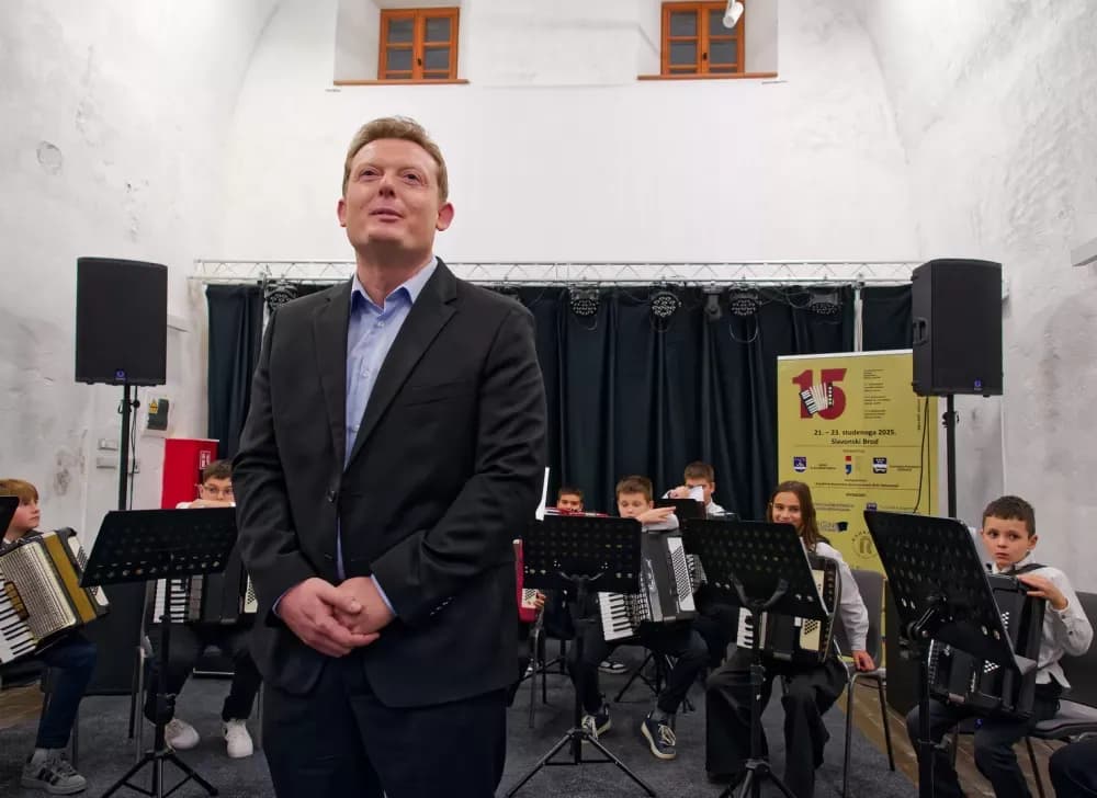 Harmonikaški sjaj u Slavonskom Brodu: uspješno održan međunarodni festival