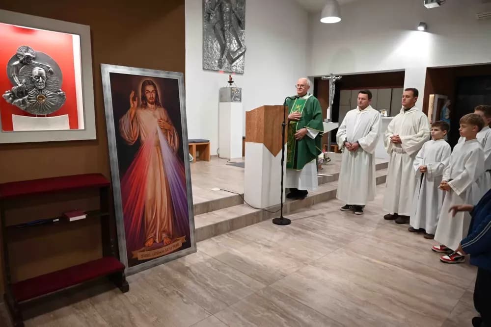 U Stepinčevoj župi blagoslovljena slika Milosrdnog Isusa