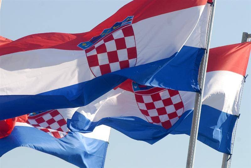 Toplina koja spaja: OŠ Julija Kempfa ponovno dirnula srca svojom blagdanskom izložbom „Prilika za sve“