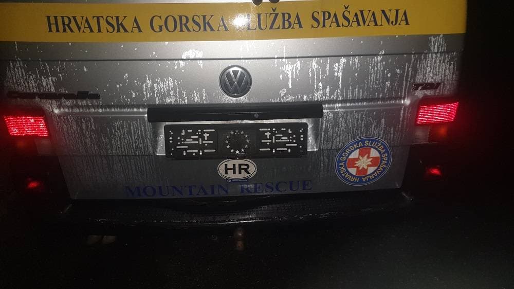 Polaganjem vijenaca i svečanom misom započelo obilježavanje Dana Općine Jakšić