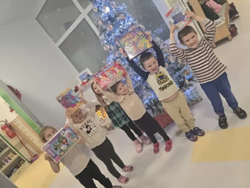 Sveti Nikola donio radost najmlađima u Slavonskom Brodu