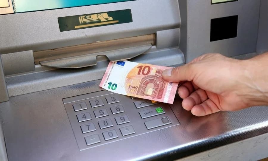 EU donosi nova pravila: Banke vam uskoro ovu naknadu više neće smjeti naplaćivati?