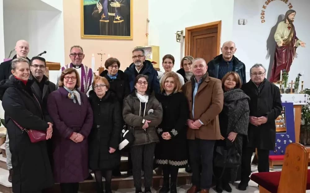 Liječnici na obnovi uoči Božića: Poziv na molitvu, jednostavnost i povratak tradiciji