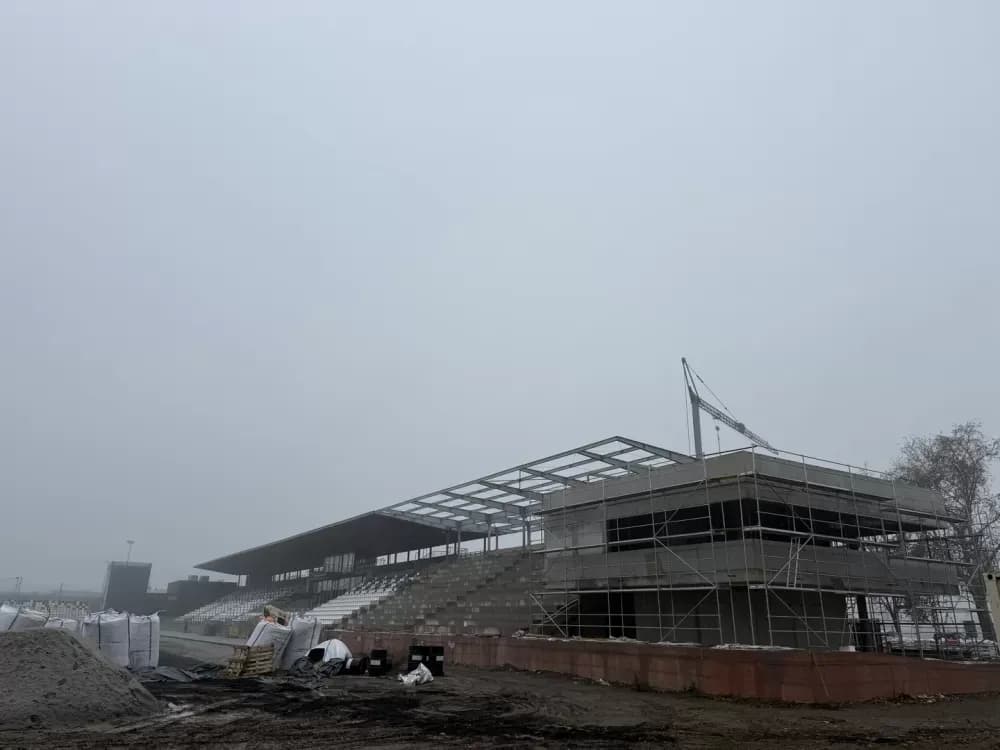 Zapadni dio južne tribine Stadiona kraj Save prerasta u suvremeni sportski kompleks