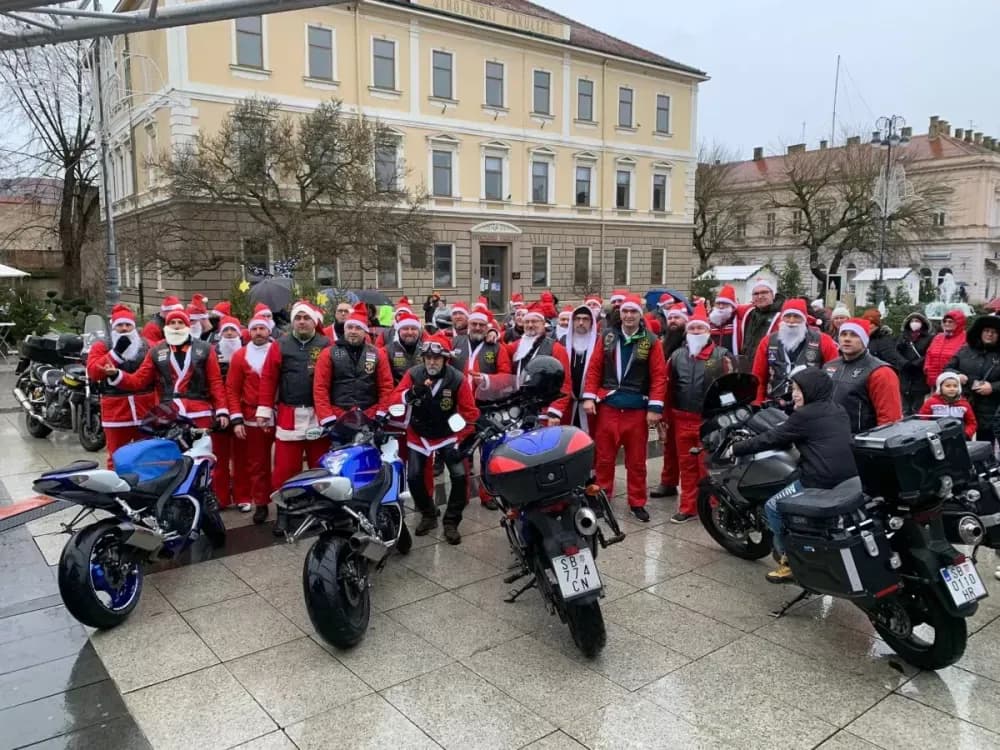 Moto Mrazovi i ove godine stižu u Slavonski Brod: Vesela blagdanska povorka darivat će najmlađe