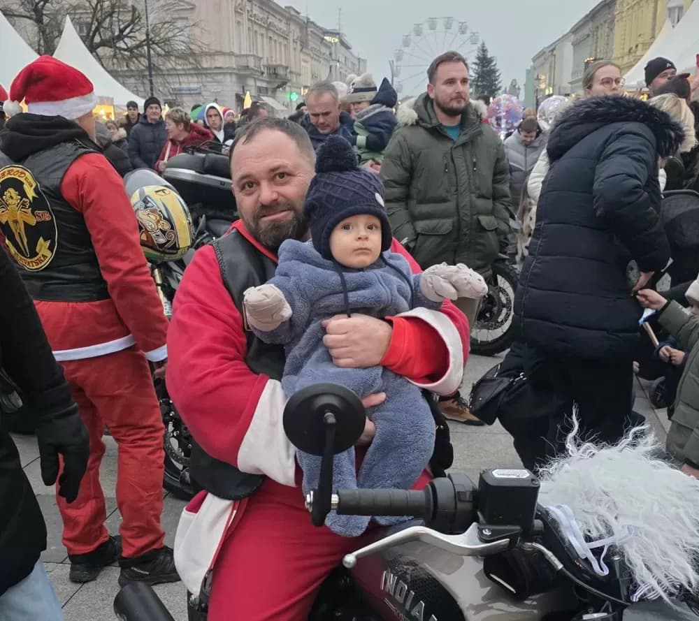 Moto Mrazovi i ove godine razveselili brodske mališane