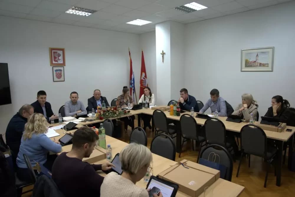 Općinsko vijeće Gornje Vrbe usvojilo prvi proračun načelnika Danijela Grgića