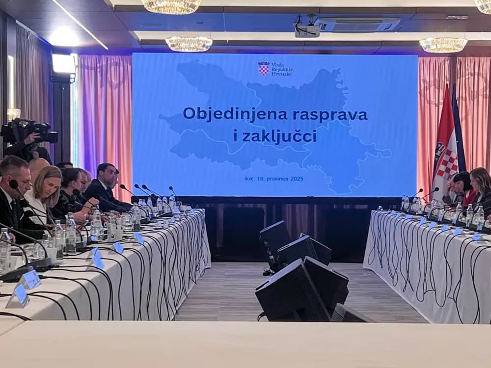 Župan Danijel Marušić nazočio XX. sjednici Savjeta za Slavoniju, Baranju i Srijem u Iloku