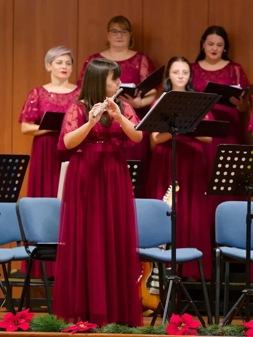 Božićni koncert brodskih udruga ispunio Glazbenu školu blagdanskim ozračjem
