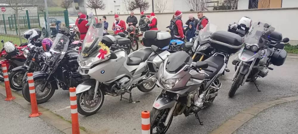 Motoristi razveselili mališane Dječjeg vrtića u Sibinju