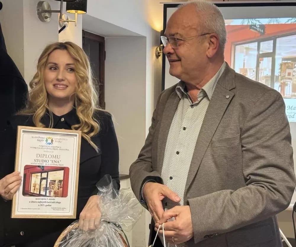 Tko su nagrađeni za najljepše božićne izloge i pretkućnice?