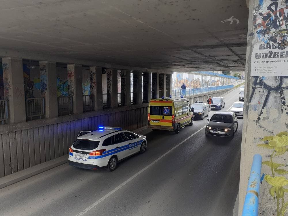 NASTUP U RODNOM GRADU: Ružica Maurus spojila sevdah, klasike i božićnu čaroliju