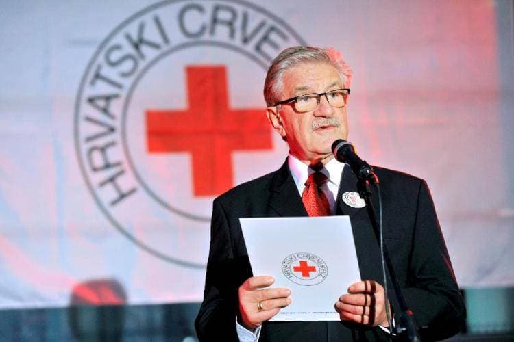 Potpisani novi ugovori za stambene potpore: „Hvala vam što ste odlučili ostati i biti u Pleternici“