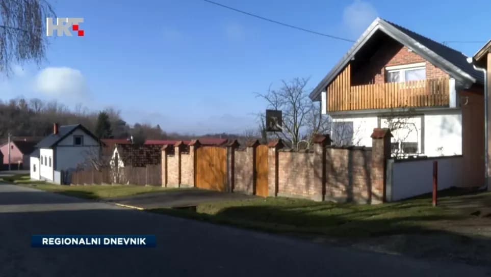 Obitelj Galović napustila grad i obnovila kuću bake i djeda u Grgurevićima