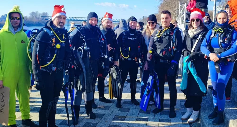 10. SILVESTARSKI ZARON KPA MARSONIA - Ronioci ispratili 2025. i ušli u 2026. u studenim vodama Save