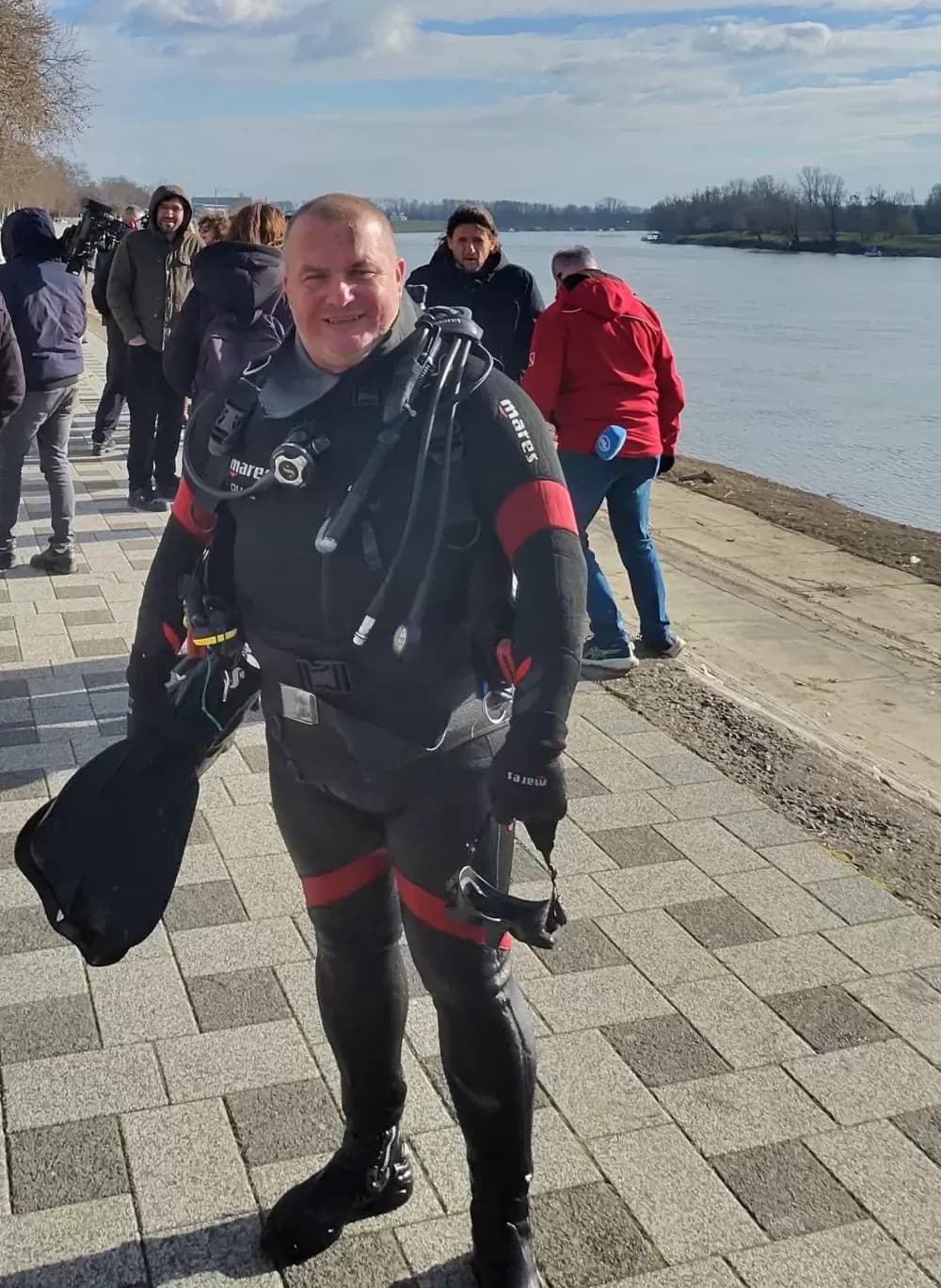10. SILVESTARSKI ZARON KPA MARSONIA - Ronioci ispratili 2025. i ušli u 2026. u studenim vodama Save