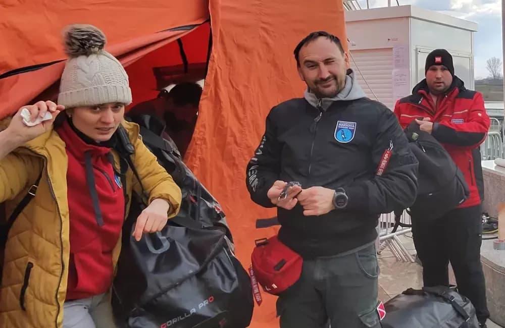 10. SILVESTARSKI ZARON KPA MARSONIA - Ronioci ispratili 2025. i ušli u 2026. u studenim vodama Save