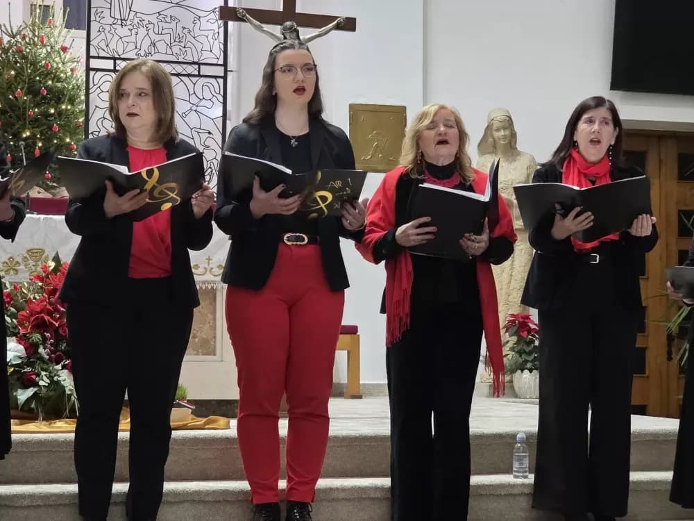 Ženska pjevačka skupina „Ad Astra“ božićnim koncertom zaključila uspješnu godinu