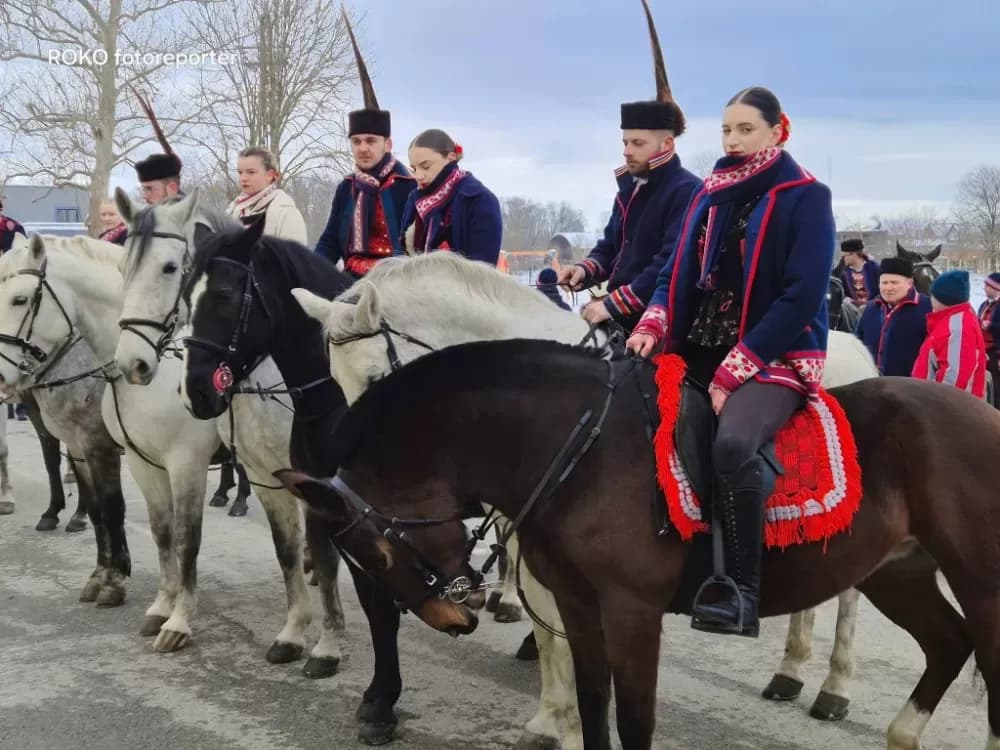 Šorovima Velike Kopanice projahala slavonska pokladna tradicija