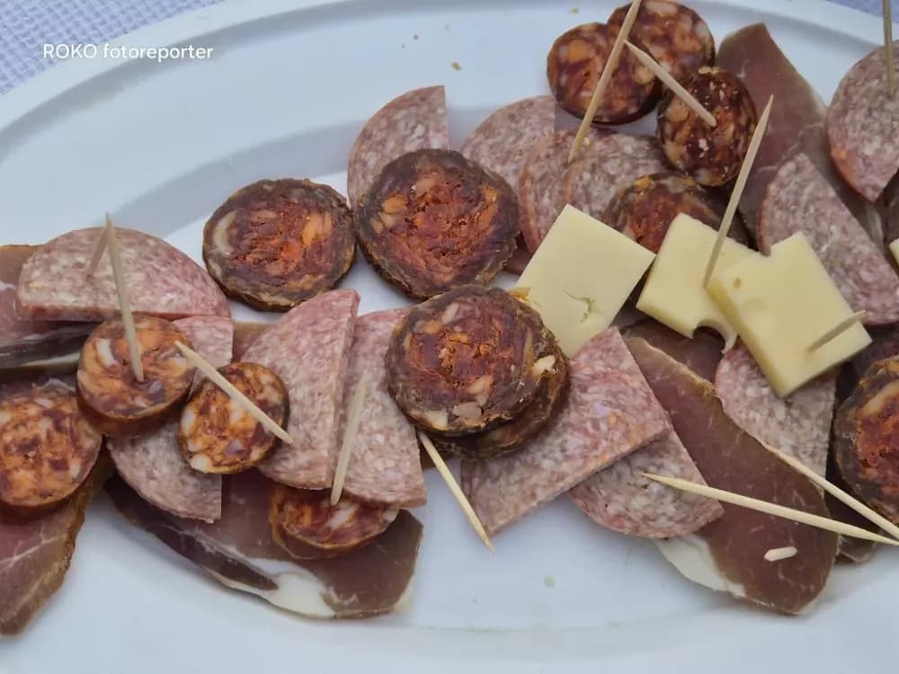 Šorovima Velike Kopanice projahala slavonska pokladna tradicija