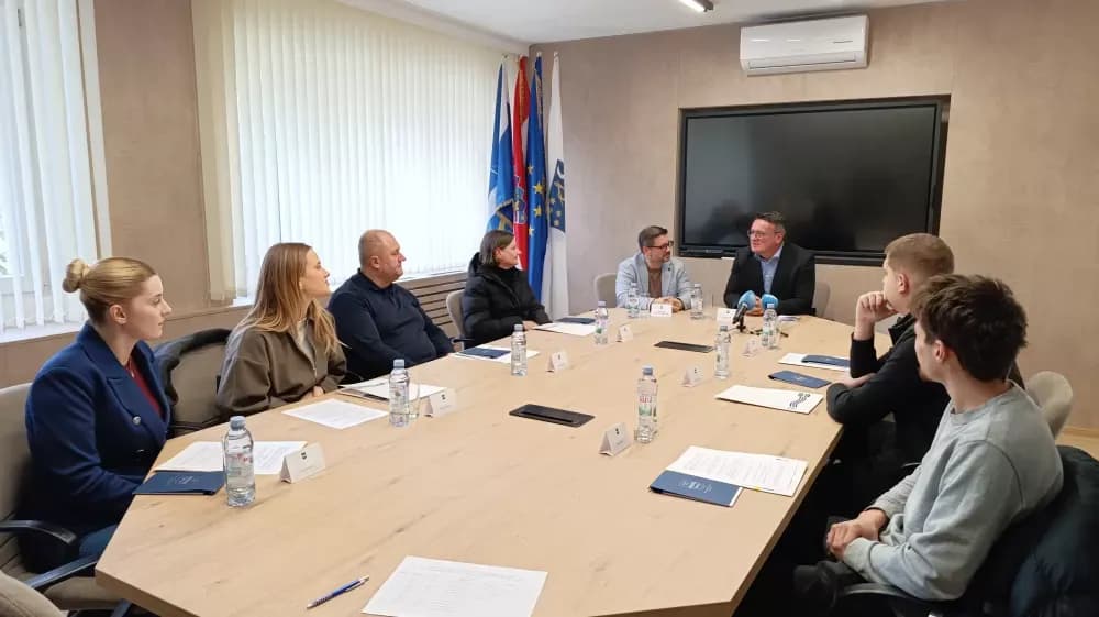 Županija ulaže u buduće liječnike: Dodijeljene stipendije studentima medicine