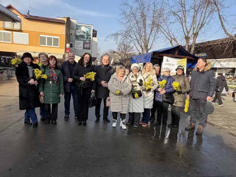 Dan mimoza obilježen na Gradskoj tržnici - prevencija spašava živote
