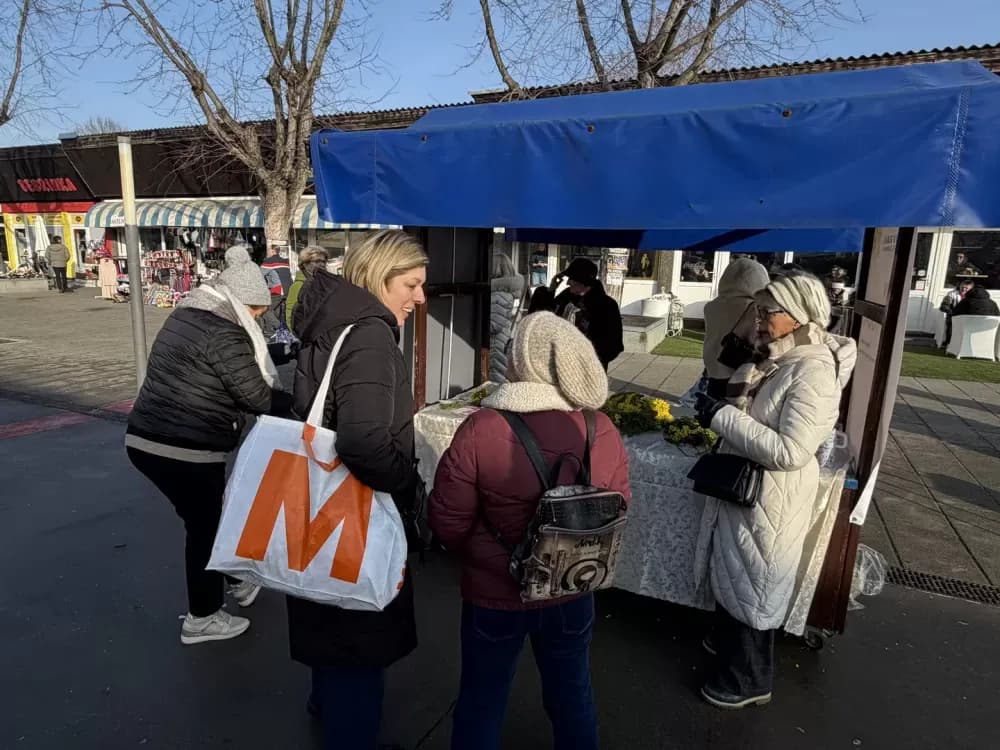 Dan mimoza obilježen na Gradskoj tržnici - prevencija spašava živote