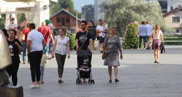Škoro i Matići zazvali rodnu godinu u Mitrovcu