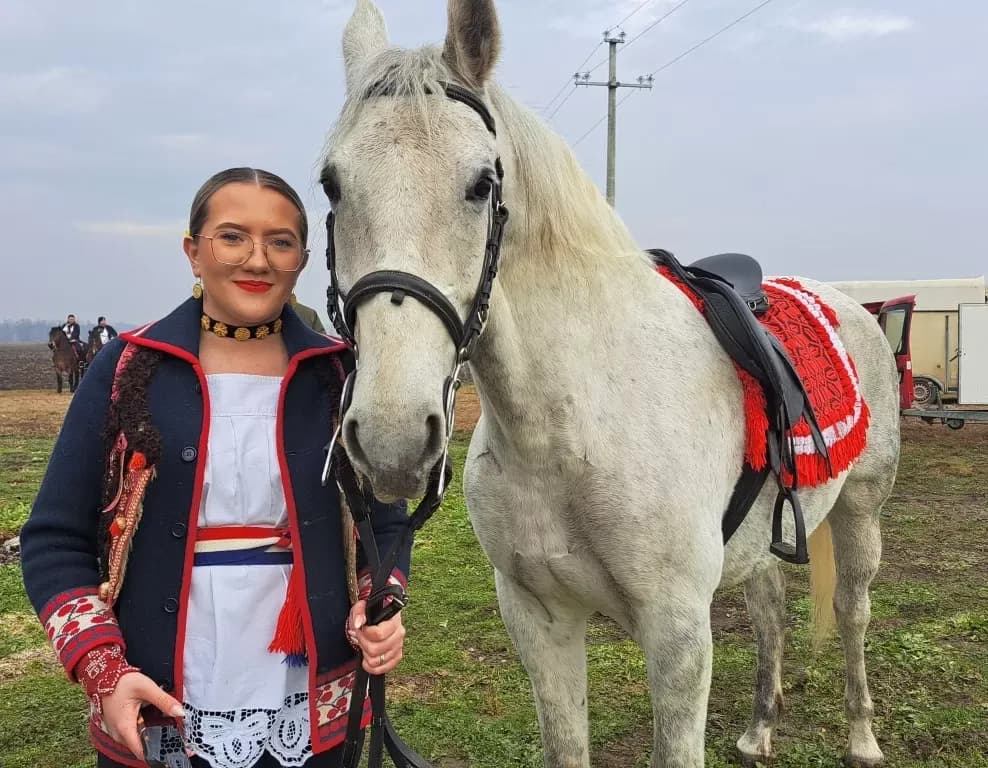 Baština koja živi: Pokladno jahanje u Dubočcu i Banovcima