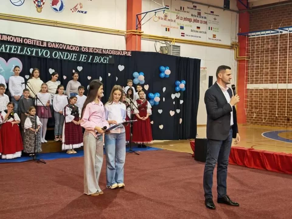 U Sibinju održan susret osoba s invaliditetom i njihovih obitelji
