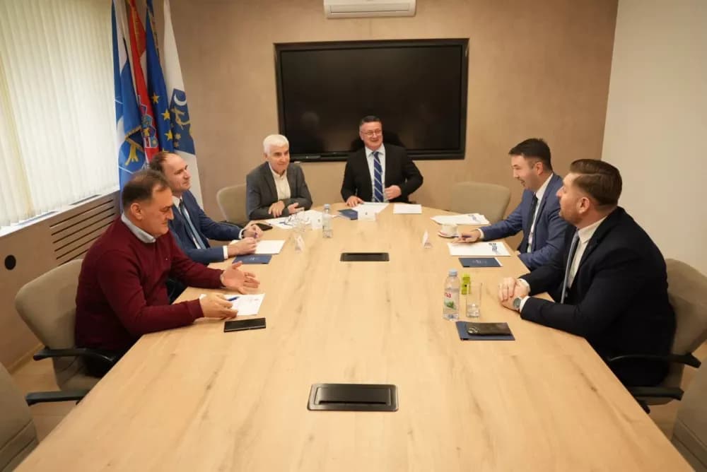 Brodsko-posavska županija nastavlja dugogodišnju suradnju s HUP-om i HGK-om