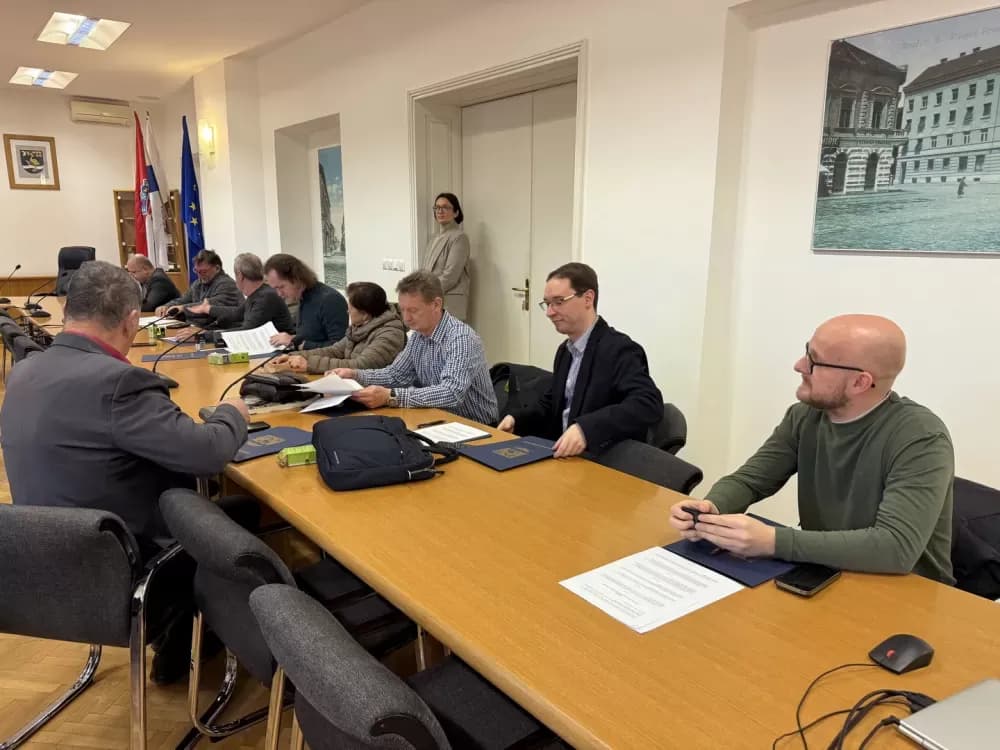 Održana podjela ugovora za programe javnih potreba u kulturi Grada Slavonskog Broda za 2026. godinu