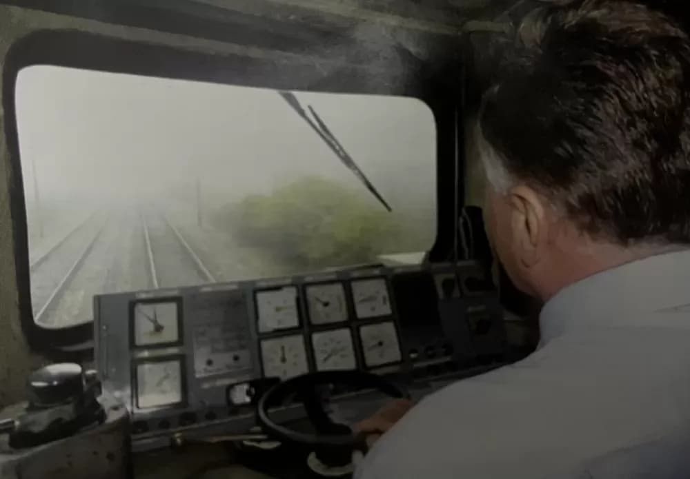 On je najstariji strojovođa u Hrvatskoj. Zvonko ima 65 godina života i 65 godina staža