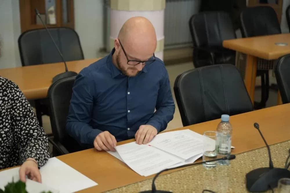 Brodsko-posavska županija ulaže u budućnost kulture: 56 novih ugovora za kulturne projekte