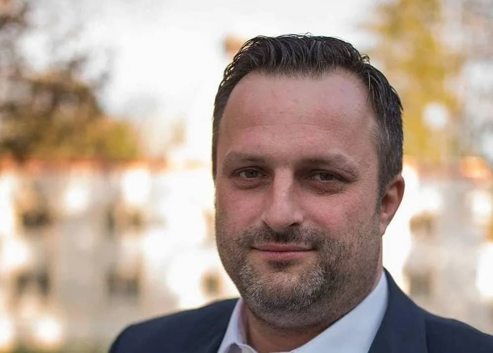 Tradicija koja miriše na Uskrs: Na imanju obitelji Hruška priprema se više od 500 domaćih šunki